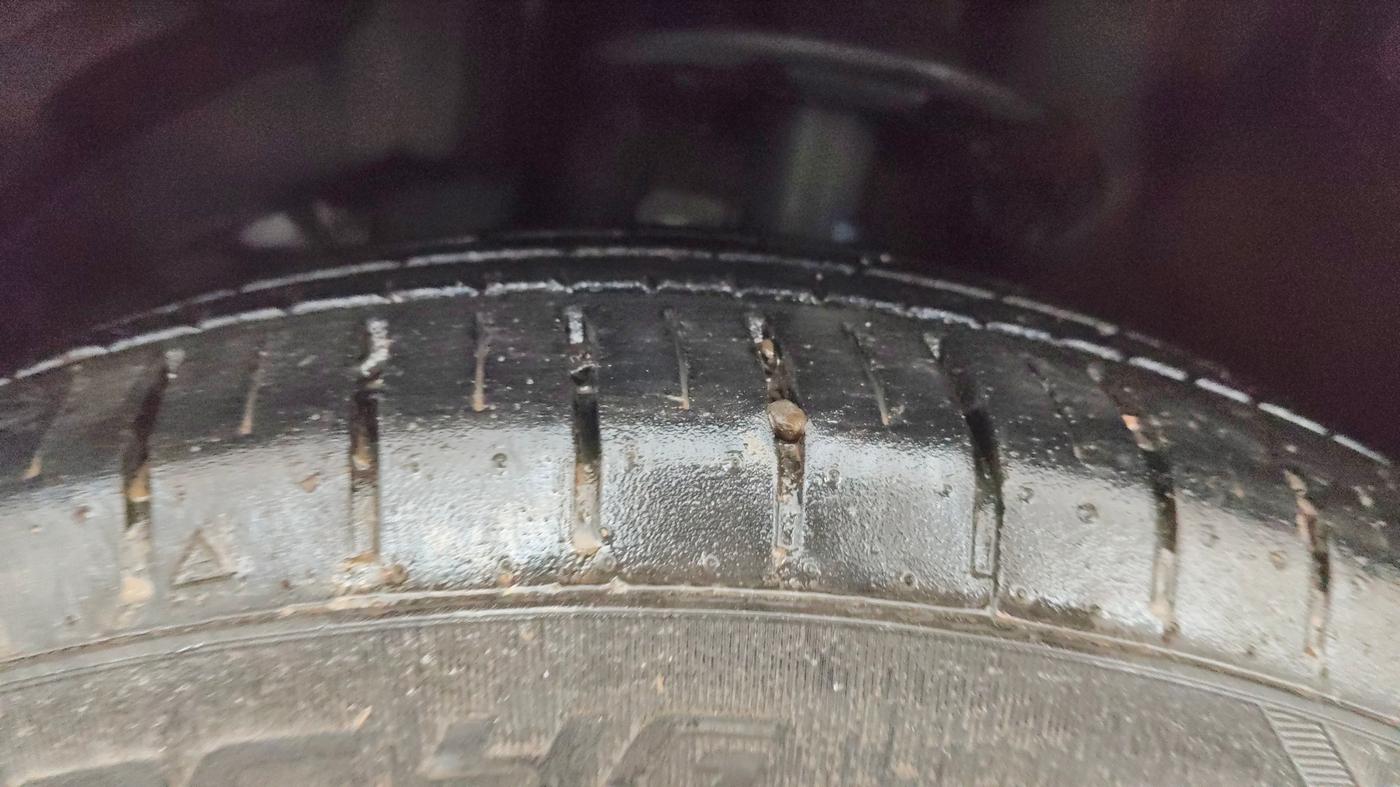 2025 Maruti Baleno ZETA 1.2 AGS, Petrol, Automatic, 9,644 km, Left Front Tyre Tread