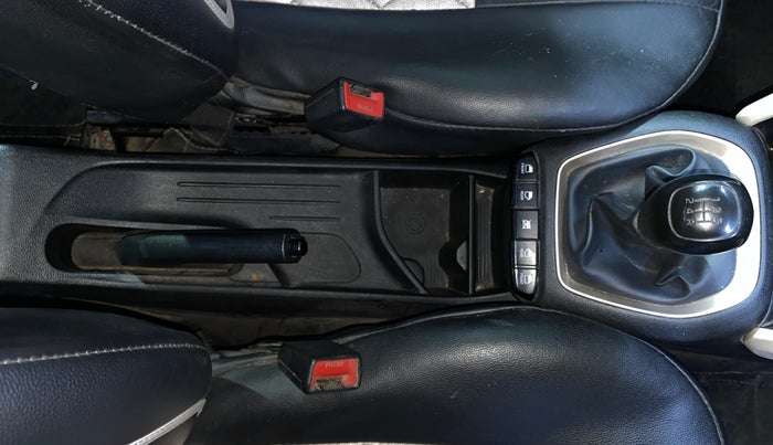 2019 Hyundai NEW SANTRO SPORTZ MT, Petrol, Manual, 46,234 km, Gear Lever