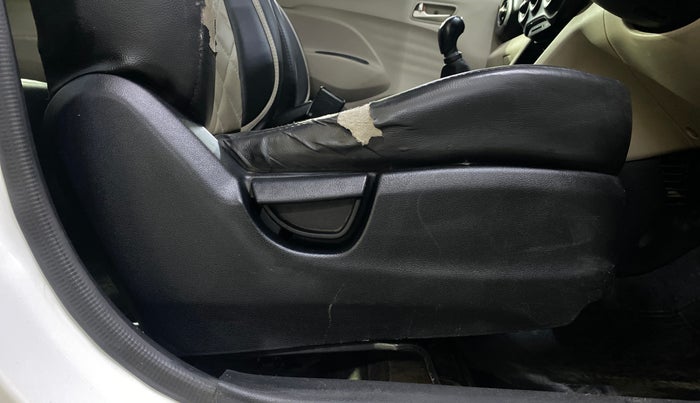 2019 Hyundai NEW SANTRO SPORTZ MT, Petrol, Manual, 46,234 km, Driver Side Adjustment Panel