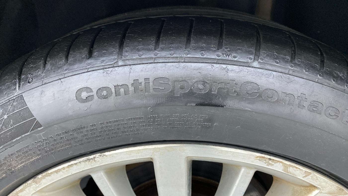2014 BMW 3 Series 320D GT LUXURY LINE, Diesel, Automatic, 27,692 km, Left Rear Tyre Tread