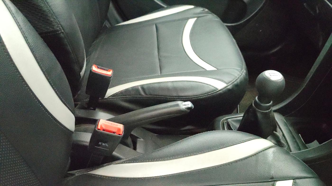 2013 Maruti Swift VXI, Petrol, Manual, 21,231 km, Gear Lever