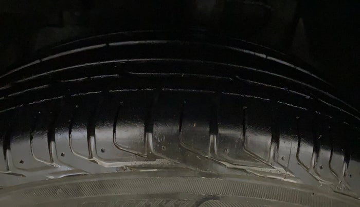 2023 Tata NEXON XE PETROL, Petrol, Manual, 24,876 km, Left Front Tyre Tread