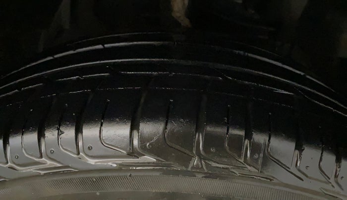 2023 Tata NEXON XE PETROL, Petrol, Manual, 24,876 km, Right Front Tyre Tread