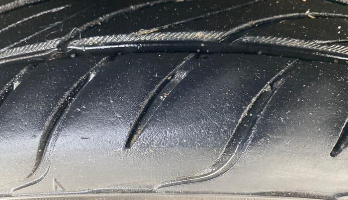 2019 Ford FREESTYLE TITANIUM 1.2 PETROL, Petrol, Manual, 71,988 km, Right Front Tyre Tread