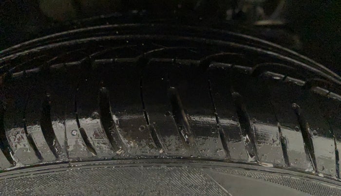 2019 Tata Tiago XZA PETROL, Petrol, Automatic, 21,375 km, Right Front Tyre Tread
