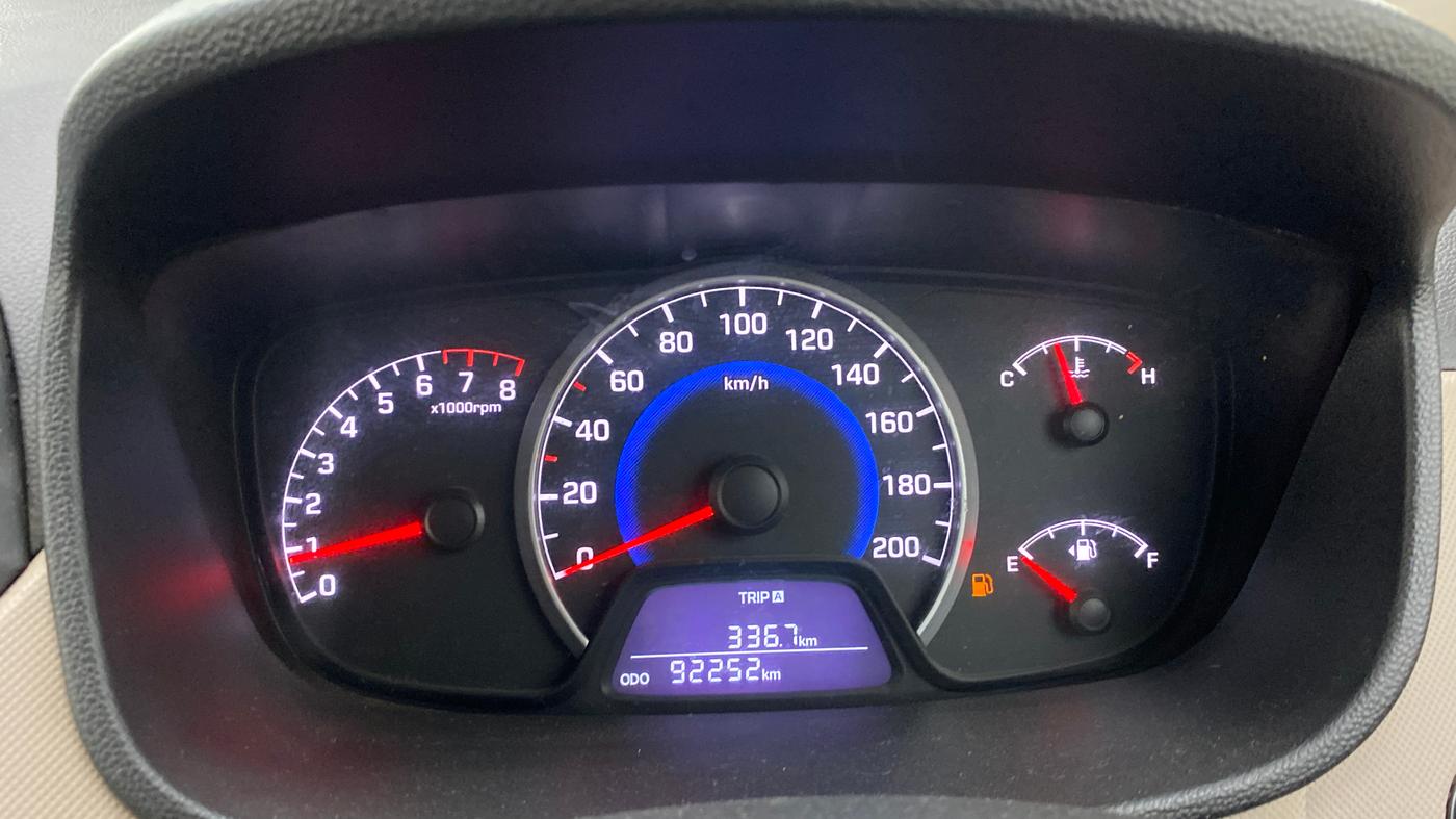2014 Hyundai Grand i10 SPORTZ 1.2 KAPPA VTVT, Petrol, Manual, 92,251 km, Odometer Image