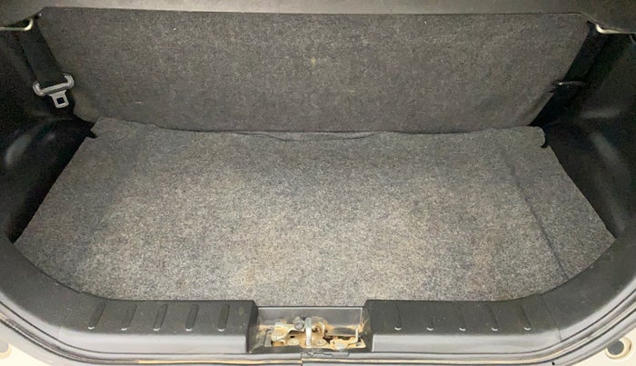 2019 Maruti Alto VXI, Petrol, Manual, 67,329 km, Boot Inside