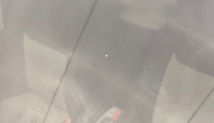 2019 Maruti Alto VXI, Petrol, Manual, 67,329 km, Front windshield - Minor spot on windshield