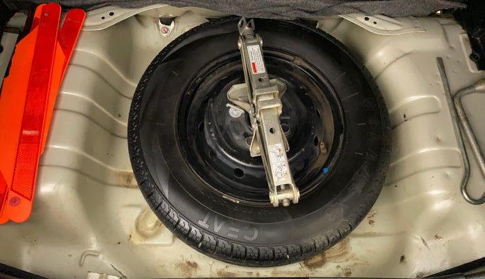 2019 Maruti Alto VXI, Petrol, Manual, 67,329 km, Spare Tyre