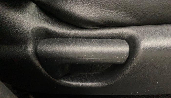 2018 Honda Jazz 1.2L I-VTEC VX, Petrol, Manual, 29,478 km, Driver Side Adjustment Panel