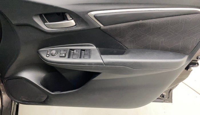 2018 Honda Jazz 1.2L I-VTEC VX, Petrol, Manual, 29,478 km, Driver Side Door Panels Control