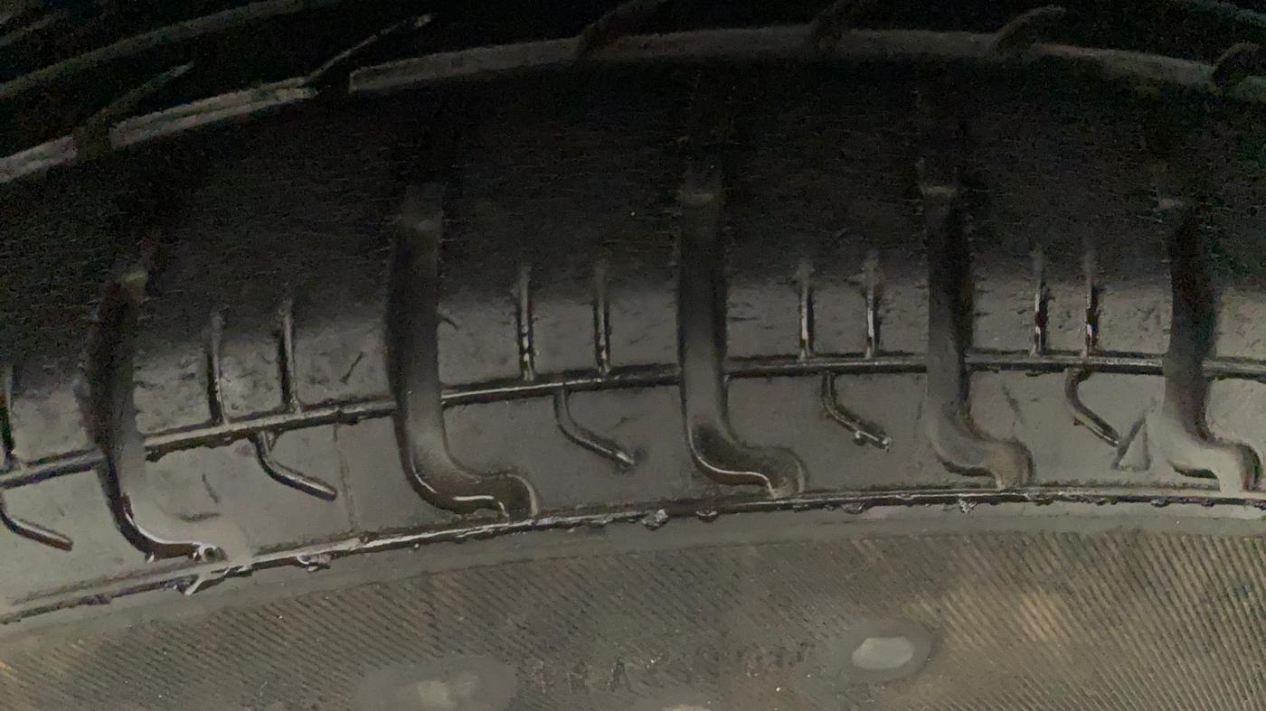 2017 Maruti Swift VXI, Petrol, Manual, 47,322 km, Right Rear Tyre Tread