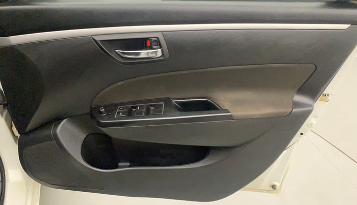 2017 Maruti Swift VXI, Petrol, Manual, 47,322 km, Driver Side Door Panels Control