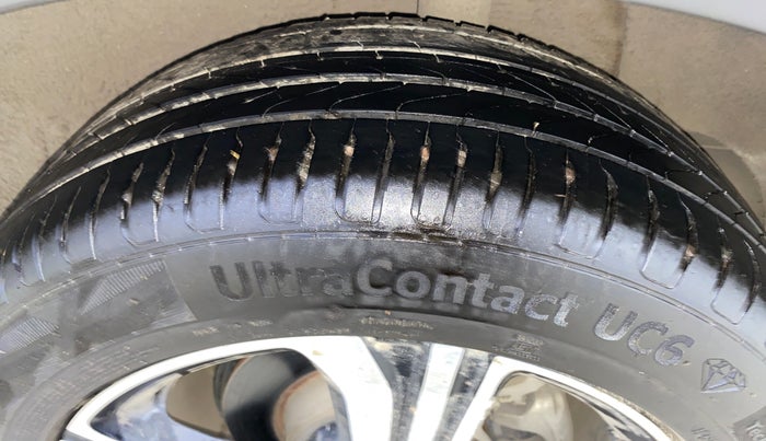 2023 MG ASTOR SHARP 1.5 CVT, Petrol, Automatic, 25,258 km, Left Rear Tyre Tread