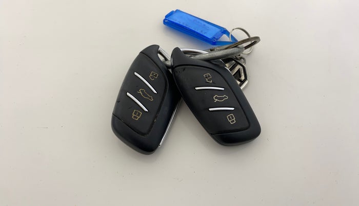 2023 MG ASTOR SHARP 1.5 CVT, Petrol, Automatic, 25,258 km, Key Close Up