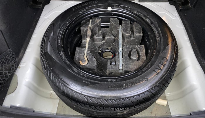 2023 MG ASTOR SHARP 1.5 CVT, Petrol, Automatic, 25,258 km, Spare Tyre