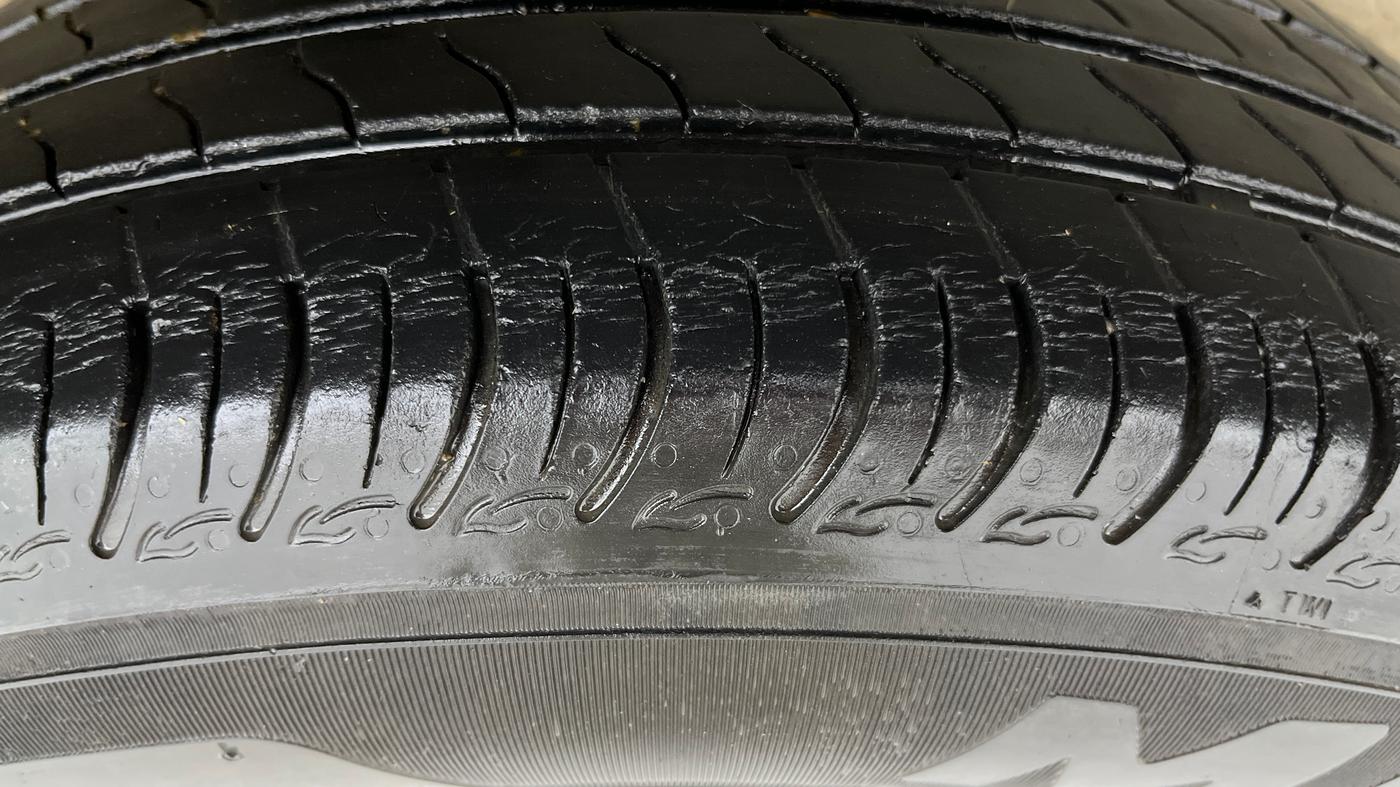 2022 Maruti S PRESSO VXI PLUS AMT, Petrol, Automatic, 24,671 km, Right Rear Tyre Tread