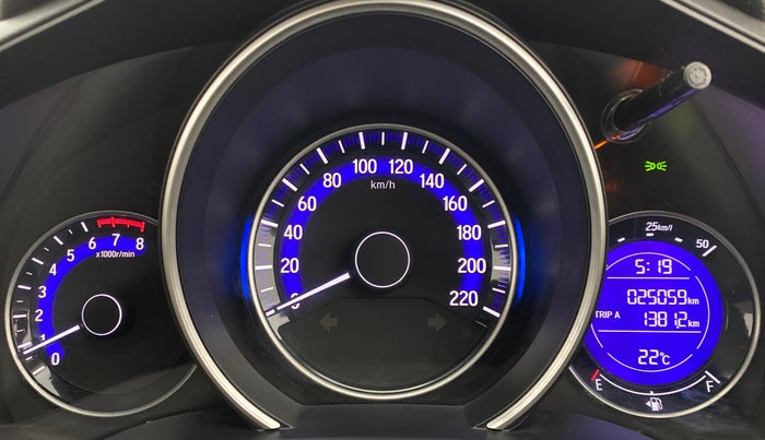 2016 Honda Jazz 1.2 V MT, Petrol, Manual, 25,149 km, Odometer Image