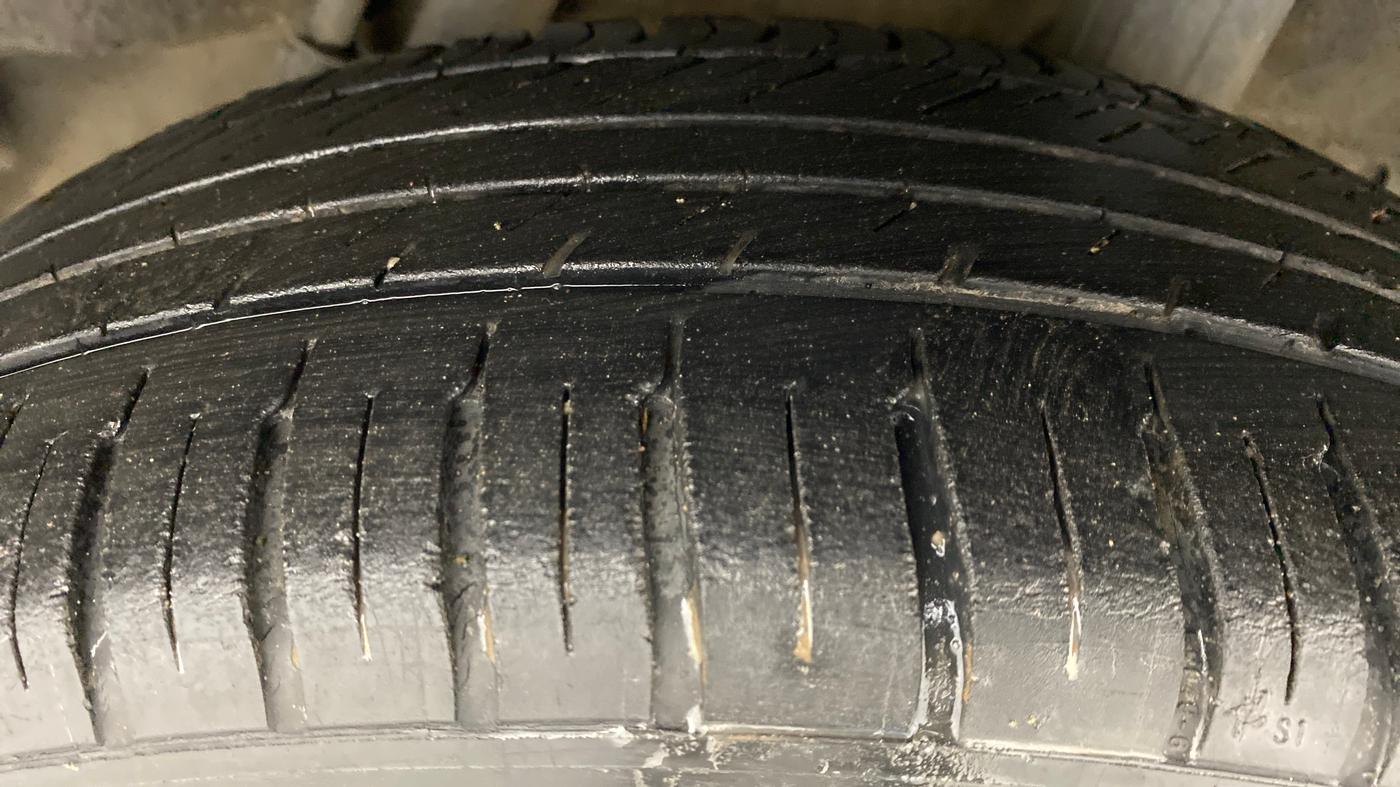 2016 Honda Jazz 1.2 V MT, Petrol, Manual, 25,149 km, Left Rear Tyre Tread
