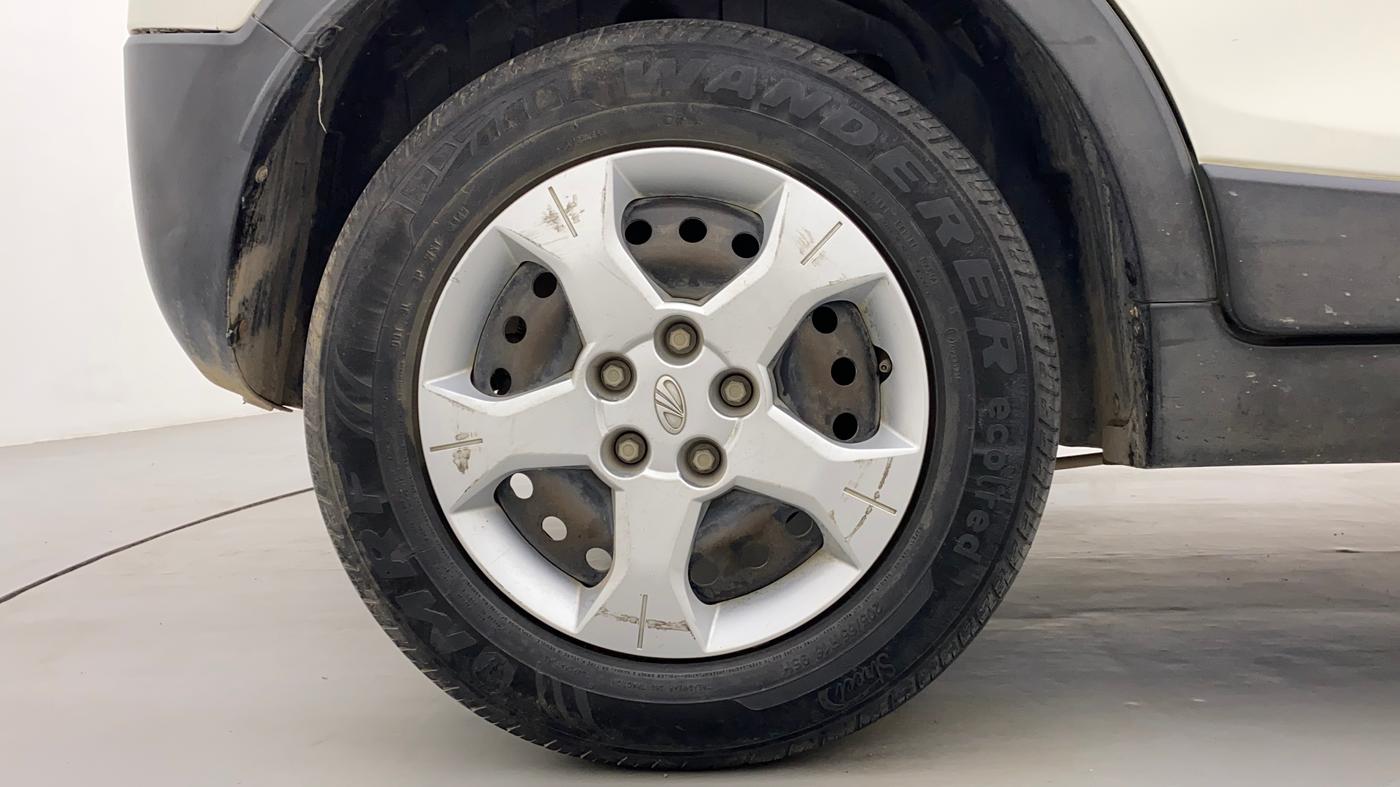 2019 Mahindra XUV300 W6 1.5 DIESEL, Diesel, Manual, 31,287 km, Right Rear Wheel
