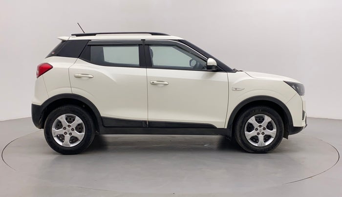 2019 Mahindra XUV300 W6 1.5 DIESEL, Diesel, Manual, 31,287 km, Right Side View