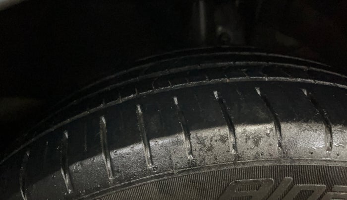 2020 Maruti Baleno ZETA PETROL 1.2, Petrol, Manual, 58,198 km, Right Front Tyre Tread