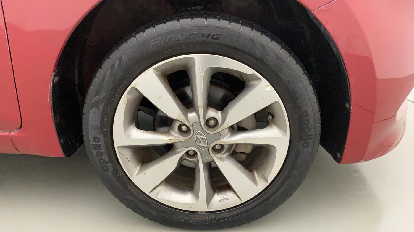 2014 Hyundai Elite i20 ASTA 1.2, Petrol, Manual, 45,487 km, Right Front Wheel