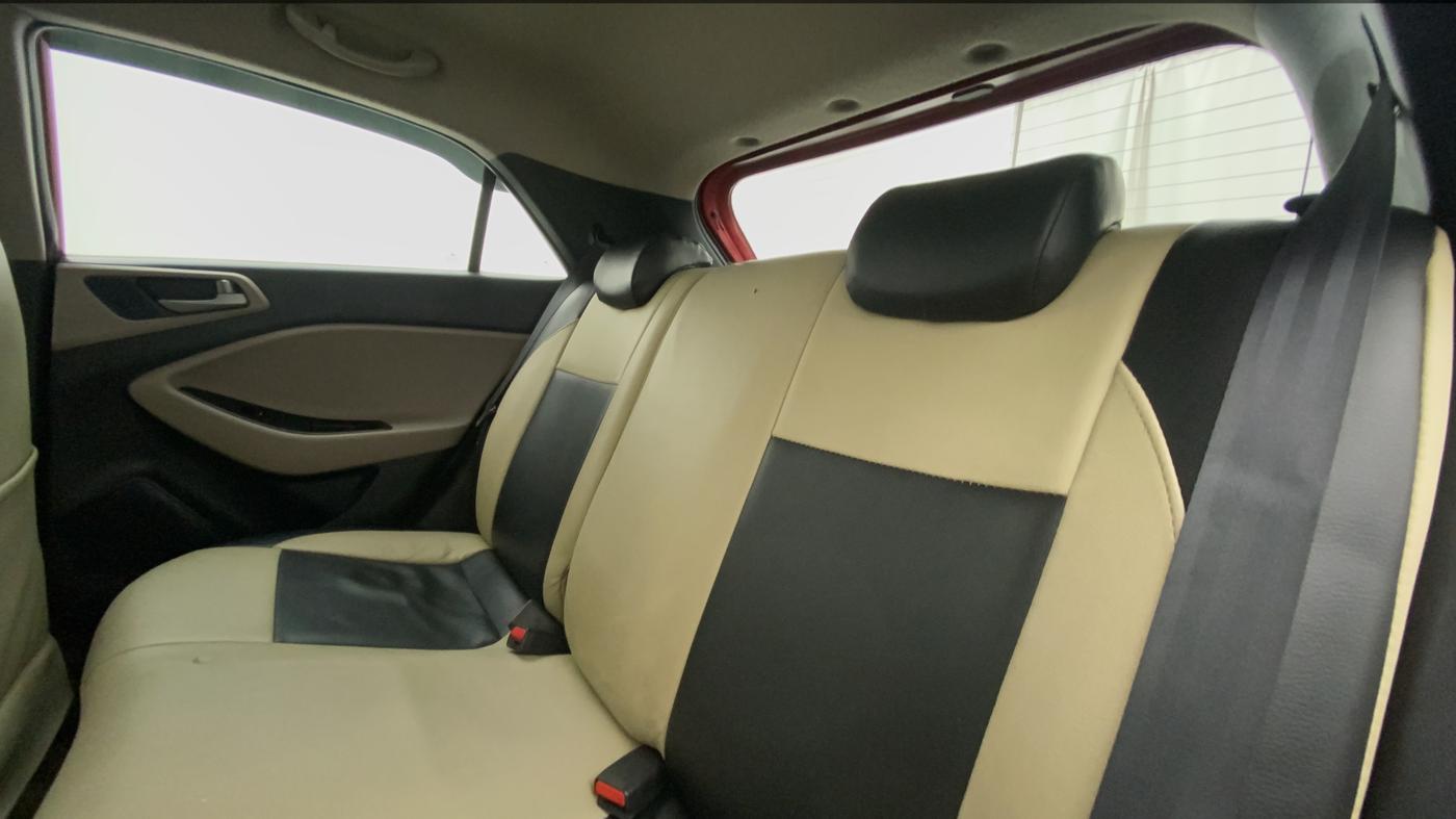 2014 Hyundai Elite i20 ASTA 1.2, Petrol, Manual, 45,487 km, Right Side Rear Door Cabin