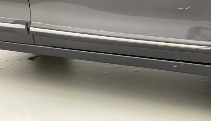 2017 Maruti Baleno DELTA PETROL 1.2, Petrol, Manual, 62,113 km, Right running board - Minor scratches