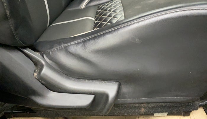 2017 Maruti Baleno DELTA PETROL 1.2, Petrol, Manual, 62,113 km, Driver Side Adjustment Panel