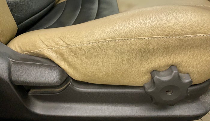 2013 Hyundai Verna FLUIDIC 1.6 VTVT SX, Petrol, Manual, 61,597 km, Driver Side Adjustment Panel