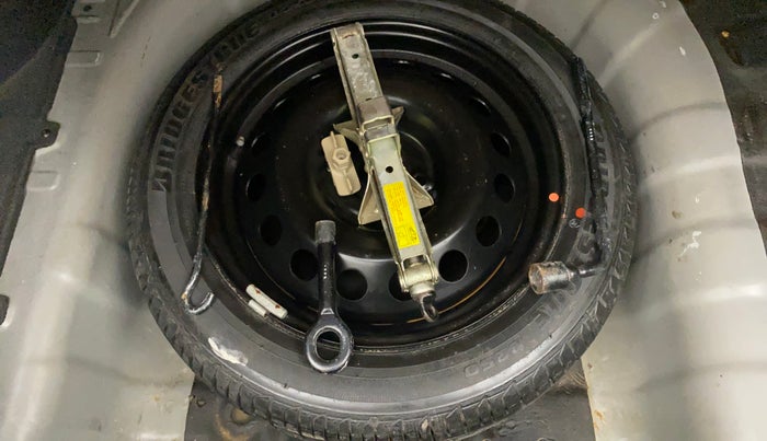 2013 Hyundai Verna FLUIDIC 1.6 VTVT SX, Petrol, Manual, 61,597 km, Spare Tyre