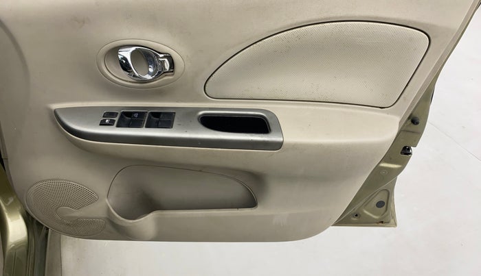 2013 Nissan Micra XV CVT, Petrol, Automatic, 1,26,898 km, Driver Side Door Panels Control