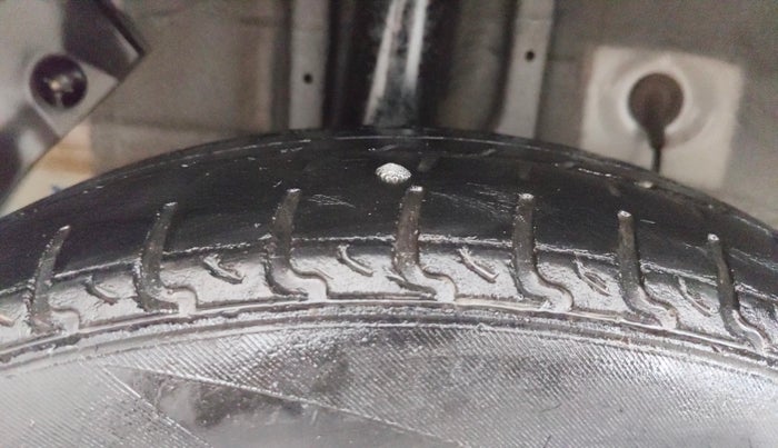 2019 Hyundai Elite i20 MAGNA PLUS 1.2, Petrol, Manual, 40,893 km, Right Rear Tyre Tread