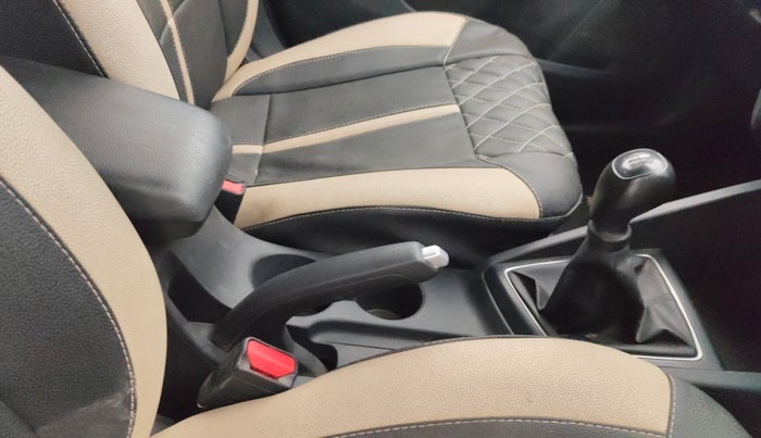 2019 Hyundai Elite i20 MAGNA PLUS 1.2, Petrol, Manual, 40,893 km, Gear Lever