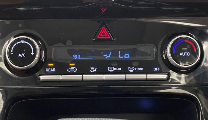 2021 Hyundai ALCAZAR PLATINUM (O) 6STR 2.0 AT, Petrol, Automatic, 4,034 km, Automatic Climate Control
