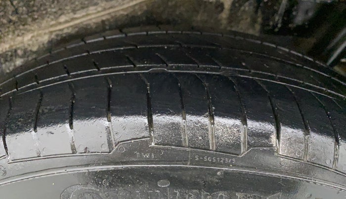 2016 Maruti Wagon R 1.0 VXI, CNG, Manual, 68,777 km, Left Rear Tyre Tread