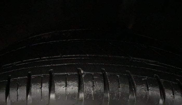 2019 Renault Kwid RXL, Petrol, Manual, 21,405 km, Left Rear Tyre Tread