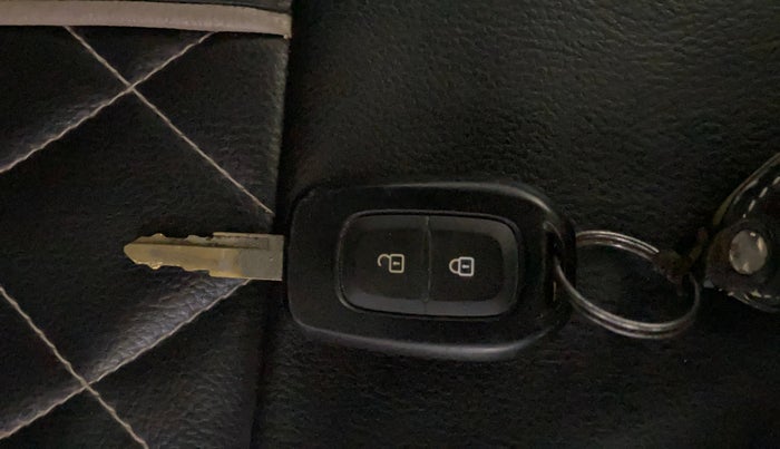 2019 Renault Kwid RXL, Petrol, Manual, 21,405 km, Key Close Up