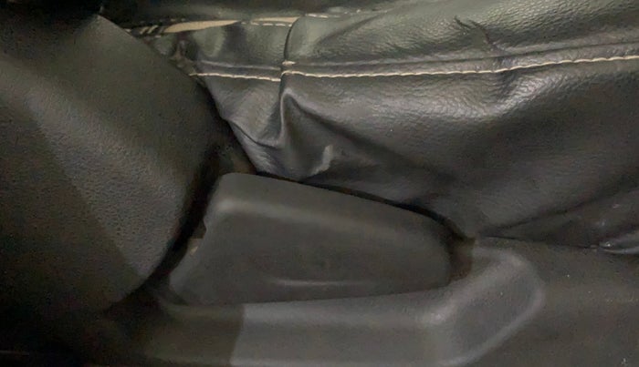 2019 Renault Kwid RXL, Petrol, Manual, 21,405 km, Driver Side Adjustment Panel