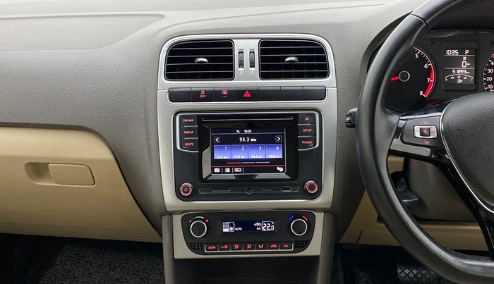 2016 Volkswagen Vento HIGHLINE PETROL AT, Petrol, Automatic, 51,899 km, Air Conditioner
