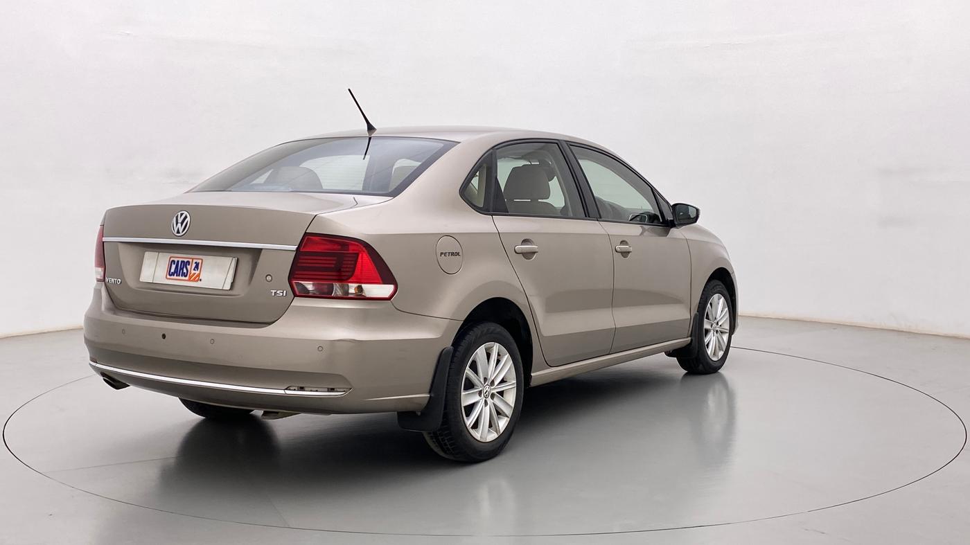 2016 Volkswagen Vento HIGHLINE PETROL AT, Petrol, Automatic, 51,899 km, Right Back Diagonal