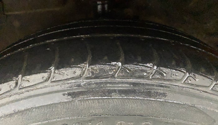 2018 Maruti Celerio VXI CNG, CNG, Manual, 54,331 km, Left Front Tyre Tread