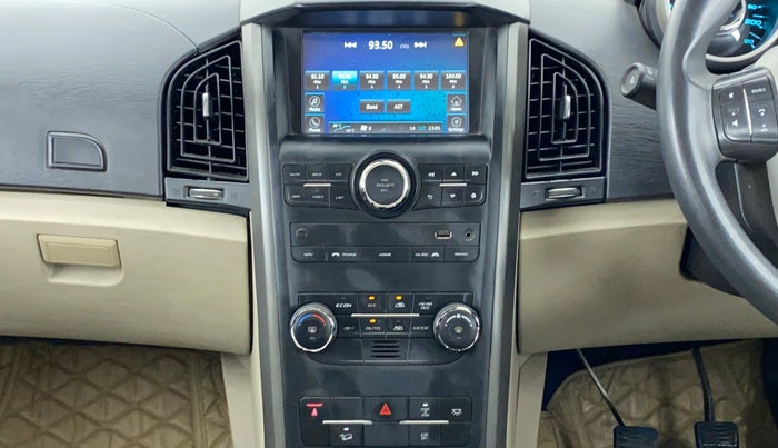 2017 Mahindra XUV500 W8 FWD, Diesel, Manual, 83,356 km, Air Conditioner