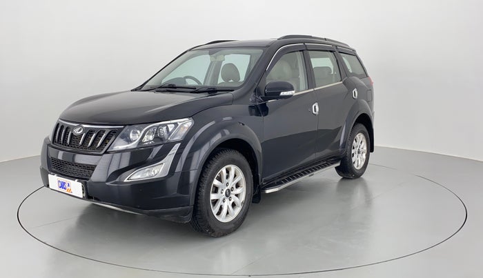 2017 Mahindra XUV500 W8 FWD, Diesel, Manual, 83,356 km, Left Front Diagonal