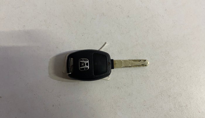 2017 Honda Amaze 1.2L I-VTEC S OPT, Petrol, Manual, 53,888 km, Key Close Up