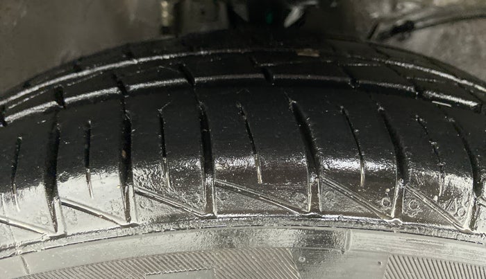 2020 Maruti Alto VXI PLUS, Petrol, Manual, 8,276 km, Right Front Tyre Tread
