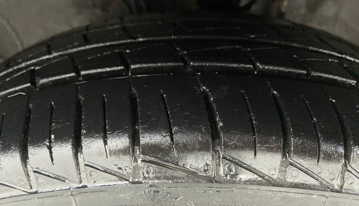 2020 Maruti Alto VXI PLUS, Petrol, Manual, 8,276 km, Left Front Tyre Tread