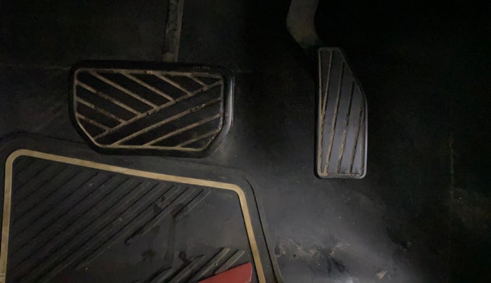 2016 Maruti Celerio ZXI AMT, Petrol, Automatic, 1,02,049 km, Pedals