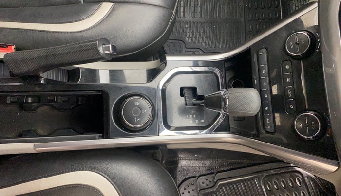 2018 Tata NEXON XZA PLUS DIESEL, Diesel, Automatic, 1,35,486 km, Gear Lever